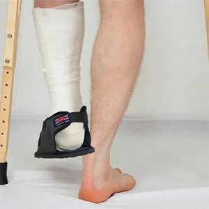 کفش زیر گچ برند تسکین طب