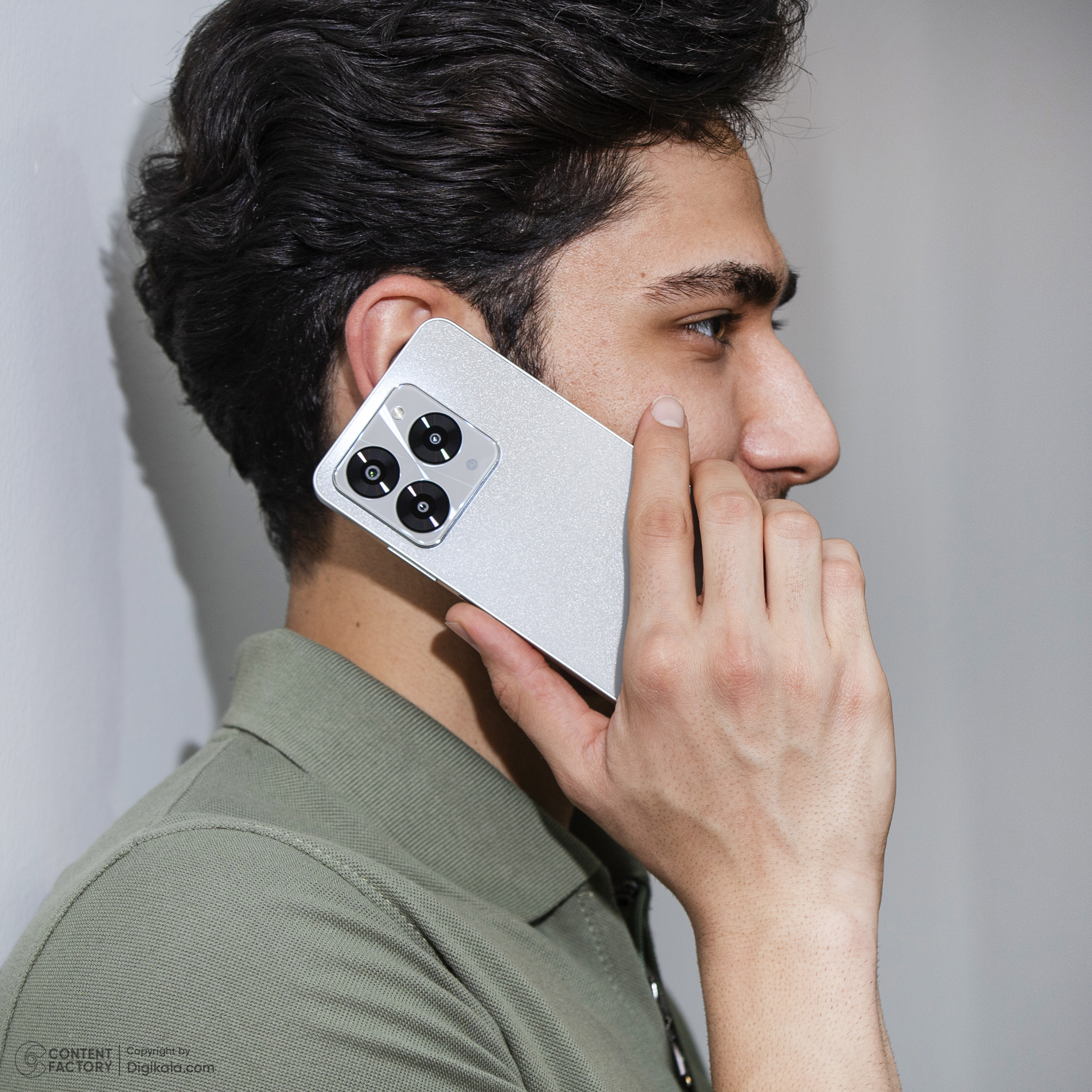 گوشی موبایل رد تون مدل L10 دو سیم کارت ظرفیت 128 گیگابایت و رم 4 گیگابایت